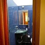 Lella Hotel 2*