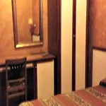 Hotel Lella 2*