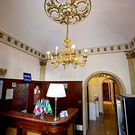 Lella Hotel 2*