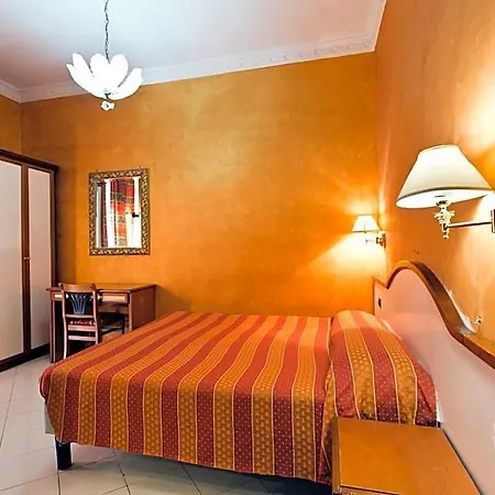 Lella Hotel